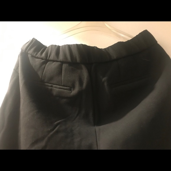 *NWT* Cute Pants With Chain trim on the Sides. Super Classy👌 - Picture 11 of 16